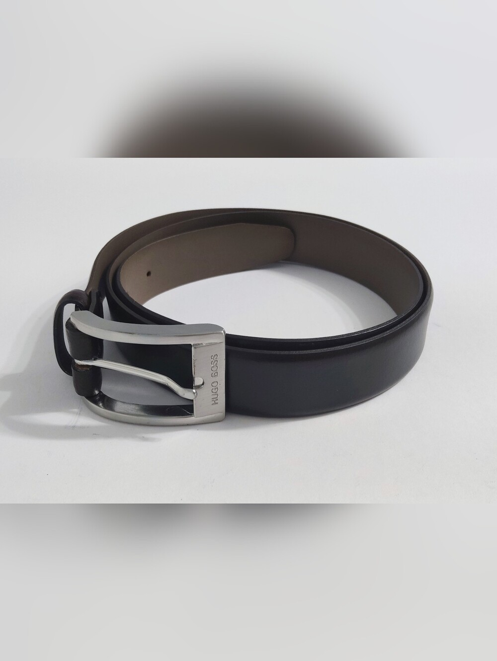 New. Hugo Boss Black Leather Belt with Brushed Silver Buckle. 95-36.